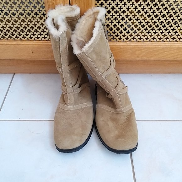 CLARKS ARTISAN COLLECTION LEATHER UPPER BOOTS SIZE 6B - Picture 8 of 13